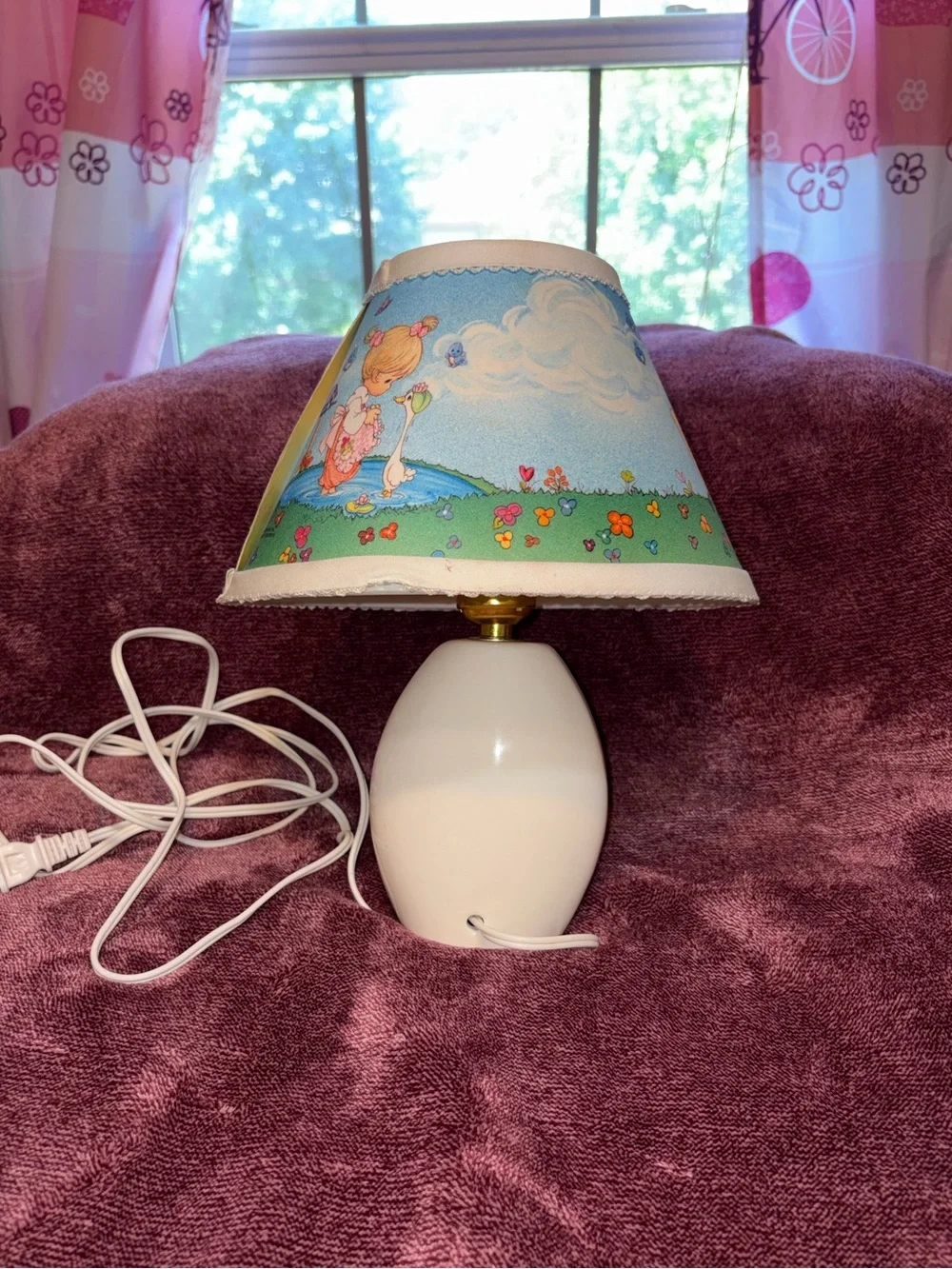 Precious Moments pastel blue and green children's table lamp